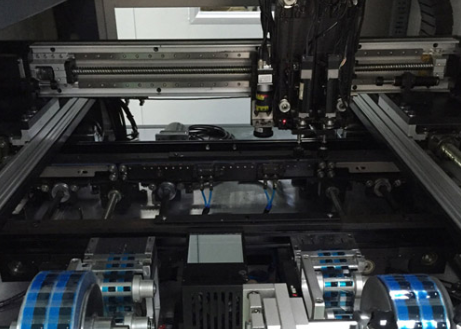 高速在線自動(dòng)貼背膠機(jī)的應(yīng)用范圍 高速在線自動(dòng)貼背膠機(jī)的應(yīng)用范圍